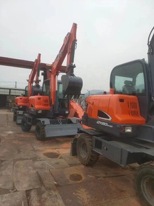 Excavatrice sur pneus Doosan DX60 Dx55, poids en ordre de marche de 6 tonnes, godet de 0,8 m³ de capacité, modèle hydraulique, boîte de vitesses, 2016 - Product Image 2
