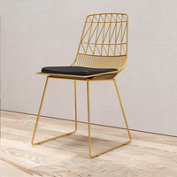 Chaise élégante en fil de fer-Cadre durable en fil de fer, design moderne, sièges confortables pour la maison, le bureau et les espaces extérieurs