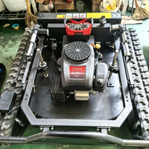 Tondeuse à gazon industrielle autopropulsée télécommandée à essence 4 temps, largeur <span class=keywords><strong>de</strong></span> coupe 900 mm, tout-terrain pour usage en <span class=keywords><strong>verger</strong></span> - Product Image 6