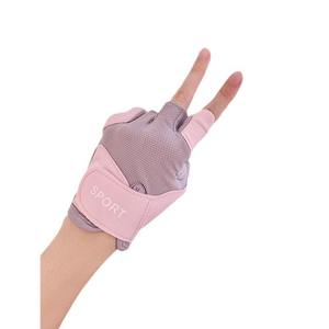 Guantes de Entrenamiento Transpirables para Levantamiento de Pesas con Kettlebell, Guantes de Gimnasio Antideslizantes de Medio Dedo con Absorción de Impactos para Mujer - Product Image 6