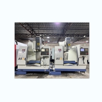Centre de fraiseuse verticale CNC VMC modèle 850 YCM FV85 à vendre