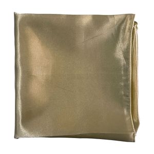 Foulard en soie 70x70 cm carré, couleur unie, multifonctionnel, pour femme, idéal pour les hôtesses de l'air professionnelles - Product Image 4