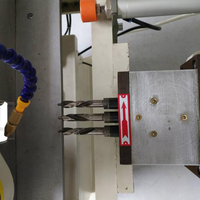 Machine de perçage et de copie à trois trous, équipement de traitement des rainures de serrures de fenêtres en aluminium et des rainures d'évacuation de l'eau