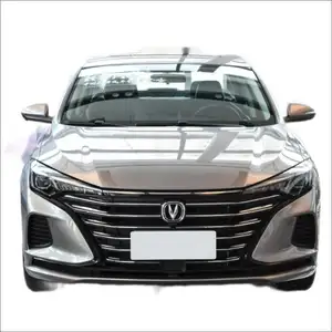 Changan Yidong 2022 PLUS 1.6T GDIマニュアル高級タイプガソリンコンパクトカー94KW新品中古車低価格