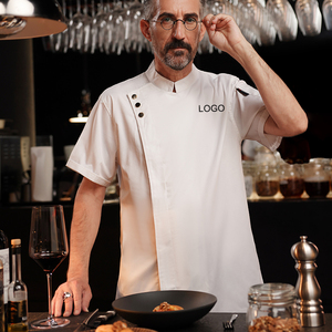 T-shirt avec logo Vêtements <span class=keywords><strong>de</strong></span> travail <span class=keywords><strong>de</strong></span> bonne qualité pour chef Veste <span class=keywords><strong>Homme</strong></span> Bot <span class=keywords><strong>Cuisine</strong></span> Chemise <span class=keywords><strong>de</strong></span> serveur unisexe blanche Uniformes <span class=keywords><strong>de</strong></span> chef féminin - Product Image 1