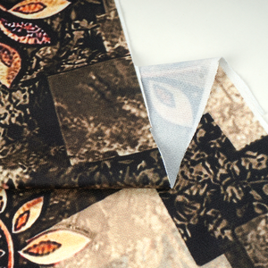 Tissu en polyester et élasthanne imprimé fantaisie de luxe ITY pour vêtements - Product Image 6