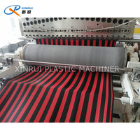 Machine automatique multifonctionnelle à commande PLC pour la fabrication de tapis de bain en PVC antidérapant, résistant à l'usure, avec chaîne de verrouillage, conception 6 mm