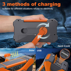 Radio solaire multifonctionnelle à manivelle Orange Factory, batterie externe 10000 mAh, lampe de poche, radio météo, étanche pour le camping en extérieur - Product Image 6