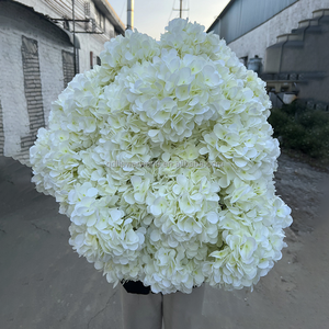 Vente en gros de 5 grandes hortensias populaires, hortensias français artificiels, blanc <span class=keywords><strong>lait</strong></span>, pour les décorations de mariage, les arrangements floraux - Product Image 1