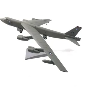 Modelo de Avión a Escala 1/200 del Bombardero B-52 Stratofortress, Avión Militar Pesado de la USAF, para Coleccionistas - Product Image 1