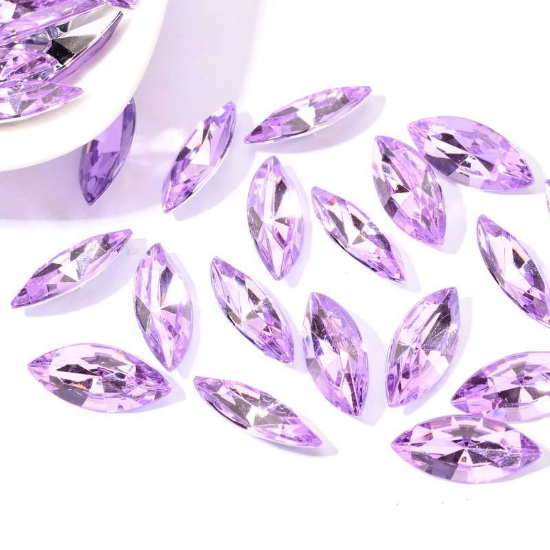 #6 สีม่วงอ่อน