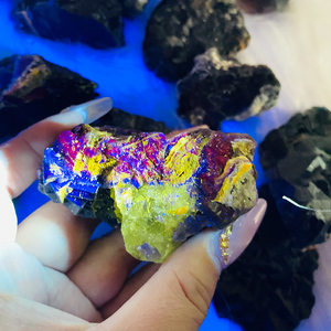 Cristalli di <span class=keywords><strong>Fluorite</strong></span> Nera Naturale all'Ingrosso, Pietre Grezze Intagliate e Lucidate per Regali e Decorazioni - Product Image 6