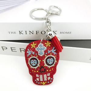 Llavero de Calavera con Diamantes de Imitación, Estilo Punk HipHop, Calavera Fantasma, Calavera Pirata, Llavero de Calavera con Borla de Diamantes de Imitación, Accesorio para Bolsa, Regalo de Halloween - Product Image 3
