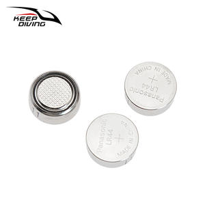 Paquete de 5 Pilas de Botón Alcalinas Electrónicas AG13/G13A de 1.5V para LR44 - Product Image 2