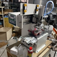 Impresora de Serigrafía Compacta de Grado Industrial de Alta Precisión con Guía Lineal Neumática y Ciclo de Impresión Automático