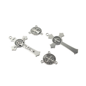 아연 합금 은색 가톨릭 성 베네딕트 센터 피스 및 십자가 로사리오 목걸이 액세서리 - Product Image 3