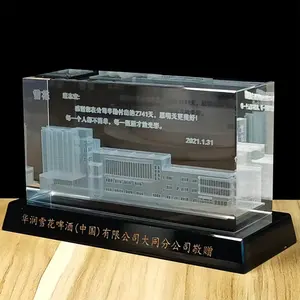 نموذج مبنى واضح للعملاء نقش بالليزر ثلاثي الأبعاد في أطقم المكاتب للزينة عالية الجودة كريستال K9 كريستال هدية تذكارية أوروبية
