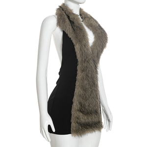 Robe de soirée moulante plissée sexy pour femme Viviblook C26DS281 avec col en fourrure et dos nu - Product Image 2
