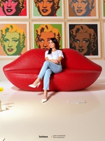 Canapé en bois rouge à lèvres, style influenceur, design italien, avec housse amovible et lavable, idéal pour salons, salons de beauté et magasins de vêtements