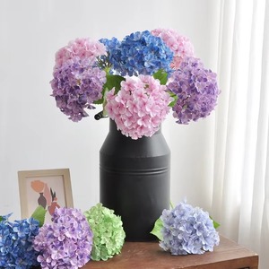 Hortensias Artificiales de Seda de Alta Calidad, Nuevo Diseño en Blanco y Verde, Decoración para Bodas, Hogar, Graduaciones y Pascua - Product Image 1