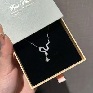 YW 고급 펜던트 쇄골 체인 합금 소재 목걸이 지르콘 목걸이 뱀 모양 목걸이 - Product Image 1