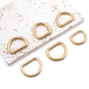 ห่วงโลหะรูปตัว D ชุบทองอ่อน สำหรับตกแต่งกระเป๋าและเสื้อผ้า - Product Image 1