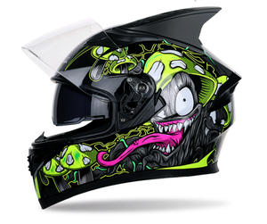 New Motorcycle <strong>Helmet</strong> <strong>With</strong> <strong>Horn</strong> Men and Women Full Face <strong>Helmet</strong> Cover Four Seasons Corner Locomotive Racing <strong>Helmet</strong>
