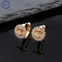 Pendientes de girasol con microincrustaciones de circonita, exquisito diseño de molino de viento con forma de estrella, chapados en oro de 18K, estilo hip hop con personalidad, tipo huggie.