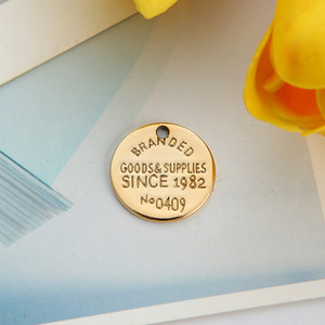 Pendientes colgantes de aleación chapados en oro Diy Mini llavero de concha con amor de perla de concha para la fabricación de joyas - Product Image 5