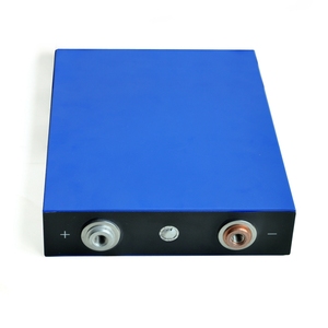 ผู้ผลิตจัดหาแบตเตอรี่ LFP 3.2V 100AH 110Ah แบตเตอรี่แบบสี่เหลี่ยมชาร์จได้ แบตเตอรี่ลิเธียมไอออนกำลังสูง - Product Image 6