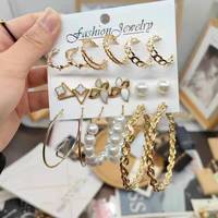 Boucles d'oreilles créoles tendance en acrylique pour femmes, avec pendentifs perle, papillon et cœur, accessoires de bijoux plaqués or