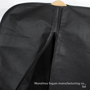 <span class=keywords><strong>Housse</strong></span> de costume non tissée en stock, <span class=keywords><strong>housse</strong></span> anti-poussière pour vêtements, cintre pour tenues de cérémonie, <span class=keywords><strong>housse</strong></span> de rangement grande taille pour robes de mariée et costumes - Product Image 3