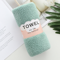 Serviettes très absorbantes en velours corail en microfibre Serviettes de bain de sport multicolores avec bande de papier personnalisée