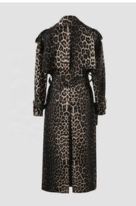 OUDINA Cappotto Lungo Invernale da Donna, Taglia XXL Plus, Sopra <span class=keywords><strong>il</strong></span> Ginocchio, Casual, Stampa Leopardata, Oversize - Product Image 2