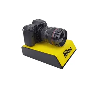Ecran de caméra en acrylique, support d'affichage personnalisé noir et jaune pour magasins et maison