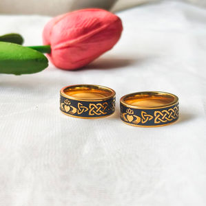 Dainty 18K Gold Plated Two Tone <strong>Claddagh</strong> <strong>Ring</strong> 316L Stainless Steel Irish Celtic Knot Band Finger <strong>Rings</strong> for Women <strong>Men</strong> - Product Image 2