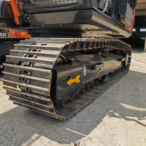Excavatrice sur chenilles Hitachi ZX120 d'occasion, 12 tonnes, de taille moyenne, faible nombre d'heures, d'origine japonaise, en conteneur d'origine, à vendre - Product Image 6
