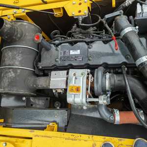 Presque neuf Machines Komatsu Ingénierie de la construction Pelleteuse sur chenilles d'occasion PC200-8 Komatsu à vendre - Product Image 6