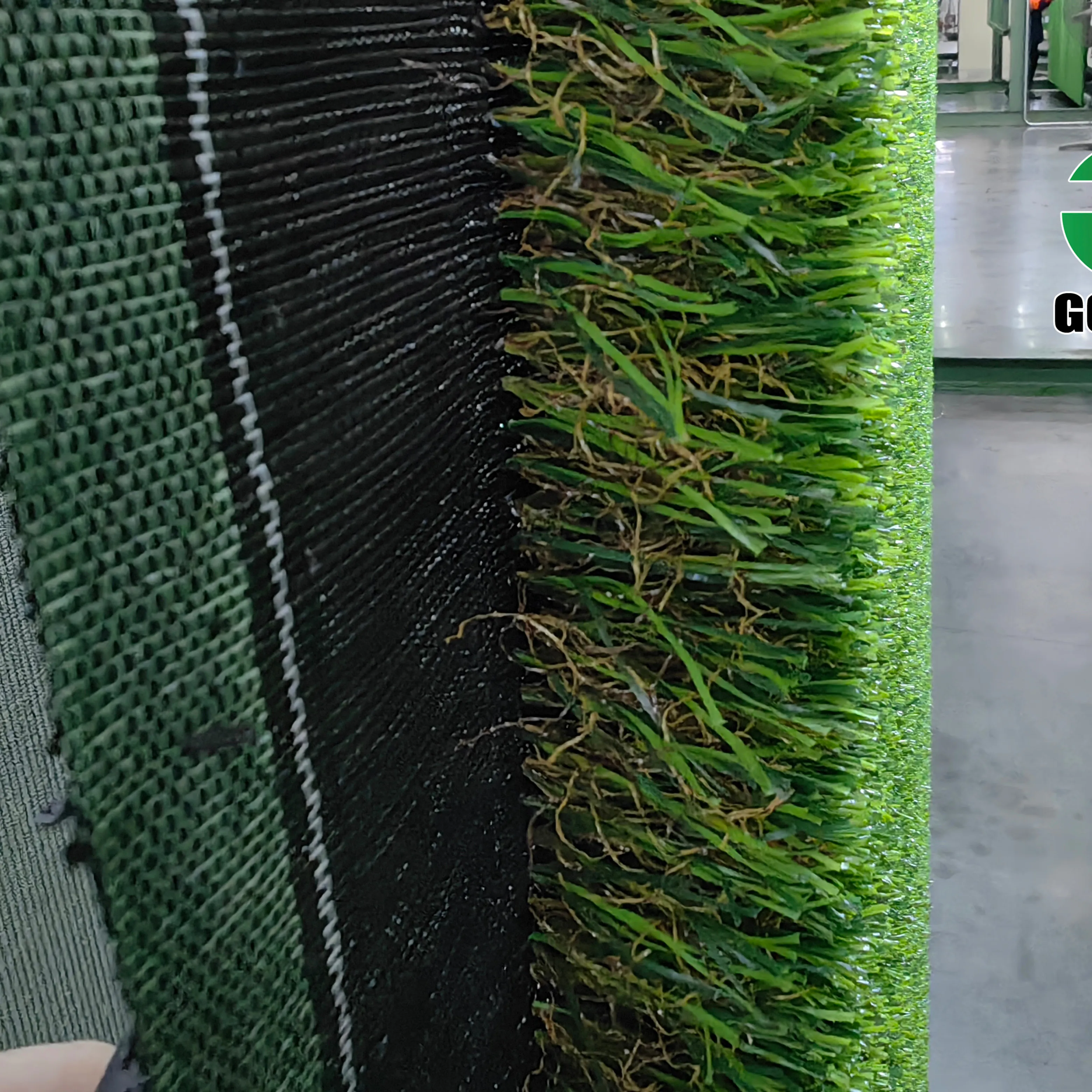 Amostra grátis china pet amigável paisagem jardim longa duração entrega rápida sintética rolo de grama artificial