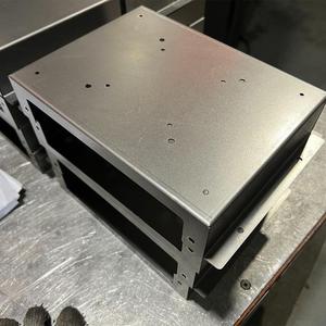 Carcasa Metálica Personalizada con Paneles de Chapa Metálica Doblada con Precisión y Radio de Curvatura Controlado para Piezas de Equipos - Product Image 2