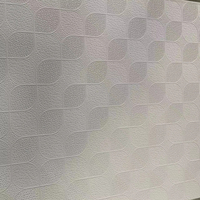 Plaques de plafond en plâtre laminé PVC à motif gaufré 60x60, plaques de plâtre décoratives pour hall, salon et bureau
