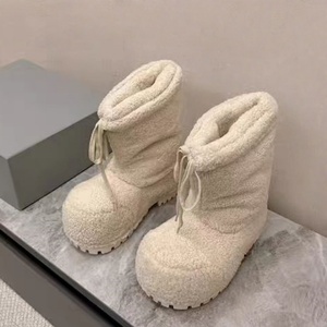 Bottes de neige montantes à bout rond et semelle épaisse, en daim, à lacets, semelle en caoutchouc, légères, respirantes, blanches/noires, mode hiver - Product Image 3