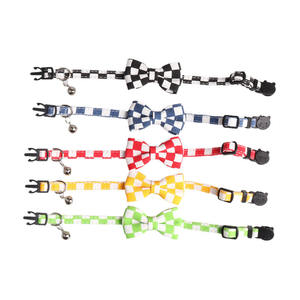 Collare per Gatti Regolabile con Papillon, in Poliestere e Nylon Stampato, con Campanello, Accessorio per Animali Domestici - Product Image 2