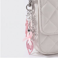 Breloque de sac Cœur Flamme Rose avec Nœud et Perle, Porte-clés, Décoration de Sac à Main Mignonne et Féminine, Accessoire de Mode pour Femme