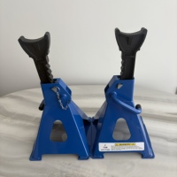 Cric de levage JI HONG 2 tonnes, Cric de levage 3 tonnes, Cric de levage 6 tonnes, Cric ciseaux, Cric de sol, Cric Cai 2 tonnes, Cric de levage pour voiture 3 tonnes, Cric de levage pour voiture 6 tonnes