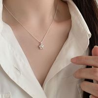 Collier ras du cou ajustable avec pendentif fleur exquis et simple, bijou fantaisie pour femme, cadeau idéal