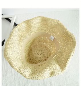 Chapeau de soleil pliable confortable en paille tressée à la main pour femme, idéal pour l'été, le printemps et l'automne, pour la plage et les activités de plein air - Product Image 3