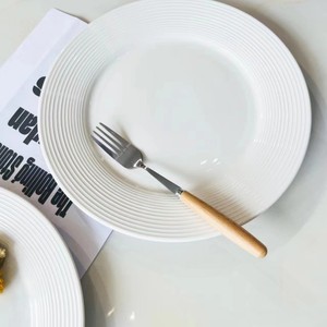 Nouvelle arrivée Assiette plate en céramique rayée Assiette de restaurant chinois et occidental Luxe léger <span class=keywords><strong>Cuisine</strong></span> d'hôtel <span class=keywords><strong>Cuisine</strong></span> privée Assiette - Product Image 4