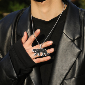 Nouvelle personnalité hommes Hip Hop Animal pendentif glacé <span class=keywords><strong>noir</strong></span> Zircon cubique Cz <span class=keywords><strong>diamant</strong></span> léopard pendentif collier <span class=keywords><strong>bijoux</strong></span> - Product Image 4