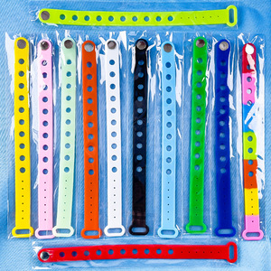 Bracelet <span class=keywords><strong>de</strong></span> sport en silicone personnalisable, bracelet en caoutchouc personnalisé <span class=keywords><strong>pour</strong></span> femmes et hommes, <span class=keywords><strong>cadeau</strong></span> <span class=keywords><strong>de</strong></span> Noël, modèle <span class=keywords><strong>de</strong></span> marque OEM, vente chaude - Product Image 6